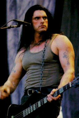 UPDATED_Type-O_Negative_Peter_Steele_Musician // 256x384 // 304.9KB